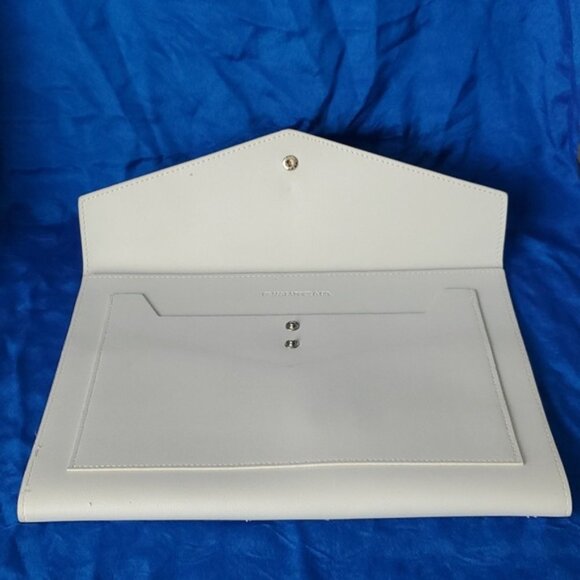 Megan Portfolio Clutch EUC Vegan Leather Cloud Gray color - Picture 3 of 12